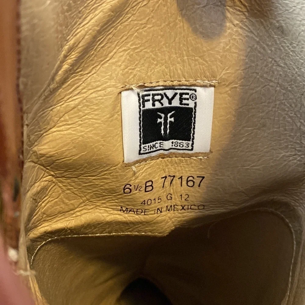 Frye Melissa Button Boot - Picture 10 of 11